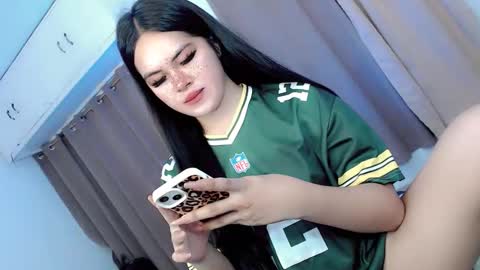 Yhanie online show from October 23, 11:09 am