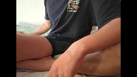 Snapshot of hugeloads6767 chatting on December 21, 9:38 am hugeloads6767 online show from December 21, 9:38 am