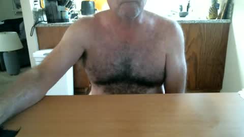 Snapshot of hughgrection1966 chatting on August 8, 10:12 pm hughgrection1966 online show from August 8, 10:12 pm