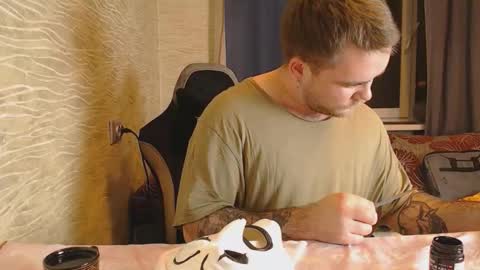 Hugo online show from October 22, 5:13 pm