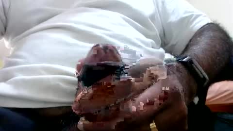 Snapshot of hugo_bulls chatting on February 24, 12:20 am HunkyLover online show from February 24, 12:20 am