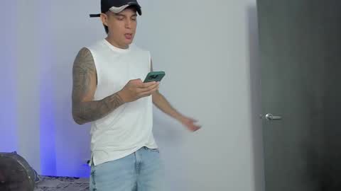 Hugo online show from September 16, 6:31 pm