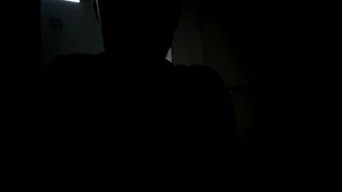 Snapshot of huguit0266666 chatting on February 23, 2:51 am hugx29 online show from February 23, 2:51 am