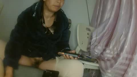 hujiajia520321431 online show from October 22, 12:16 pm