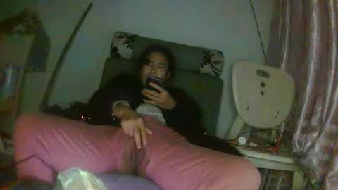 hujiajia520321431 online show from January 13, 9:42 pm