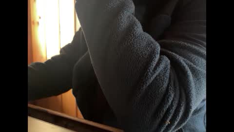 hukobossx online show from October 5, 2:26 pm