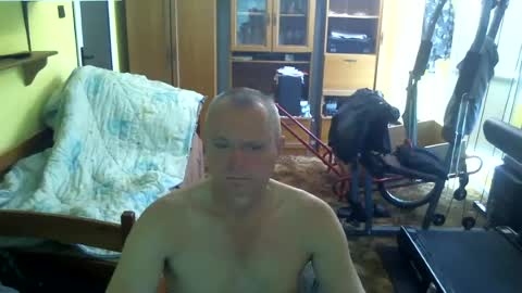 HumiliatedHUGO online show from June 24, 7:40 am