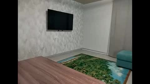 Snapshot of humpygrey chatting on February 18, 6:59 pm HumpyGrey online show from February 18, 6:59 pm