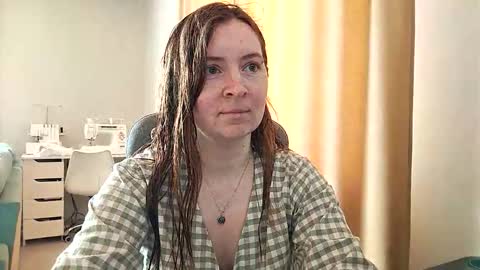 HumpyGrey online show from March 19, 6:06 am