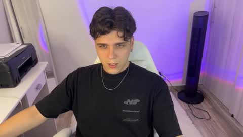 hun_damer online show from November 12, 4:35 am