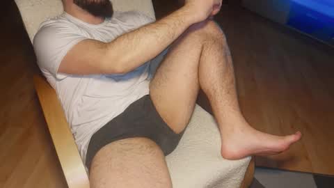 Snapshot of hundick696 chatting on November 17, 4:13 pm hundick696 online show from November 17, 4:13 pm