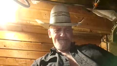 hung34u online show from September 27, 12:21 pm