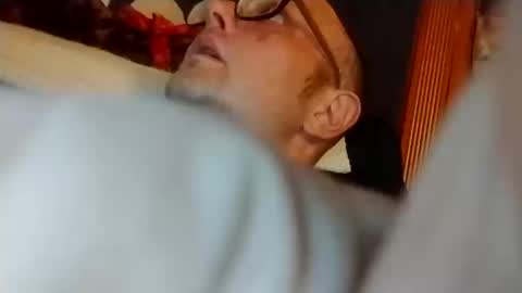 hung4u6969420 online show from October 12, 9:30 am