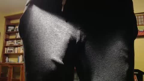 Big uncut cock dripping online show from December 3, 5:48 am