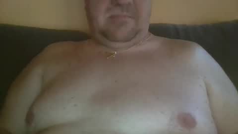 Snapshot of hungarianfatcockdady chatting on May 31, 6:10 am vastagfasz magyar apuci online show from May 31, 6:10 am