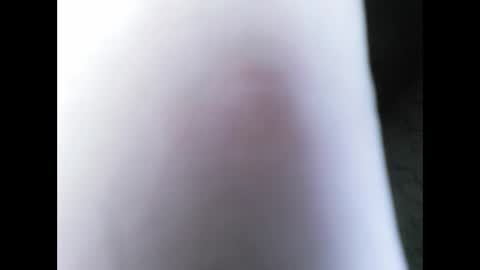 Snapshot of hunggngirthy chatting on October 27, 3:49 pm HungNGirthy online show from October 27, 3:49 pm