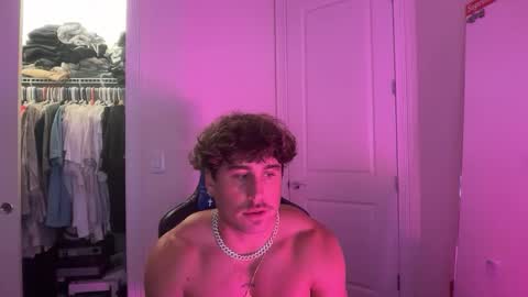 hungkingg22 online show from April 7, 4:29 pm