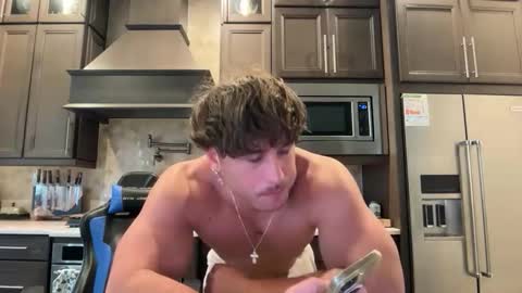 hungkingg22 online show from May 14, 4:36 pm