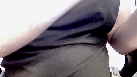 hungnuncutboy online show from December 13, 10:26 pm