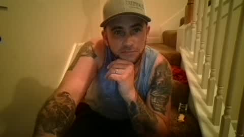 Snapshot of hungoutlaw69420 chatting on July 18, 8:40 am hungoutlaw69420 online show from July 18, 8:40 am