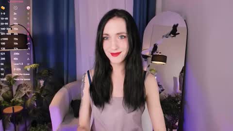 Snapshot of hungry_kitty66 chatting on November 3, 6:47 am Kitty online show from November 3, 6:47 am