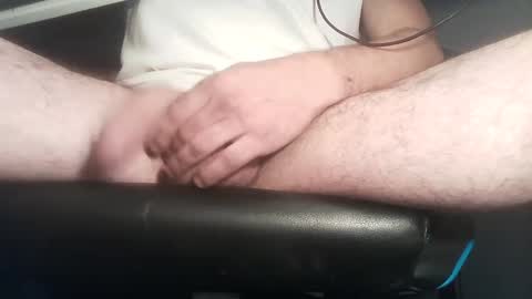 Snapshot of hungtwink4youu chatting on December 18, 3:15 am Hung8Inch online show from December 18, 3:15 am