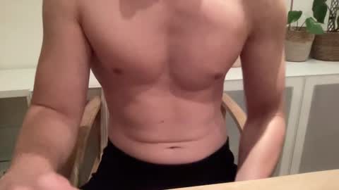 Snapshot of hungwank95 chatting on January 9, 6:26 pm hungwank95 online show from January 9, 6:26 pm