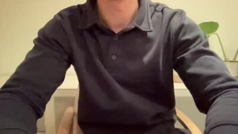 Snapshot of hungwank95 chatting on January 15, 6:40 pm hungwank95 online show from January 15, 6:40 pm