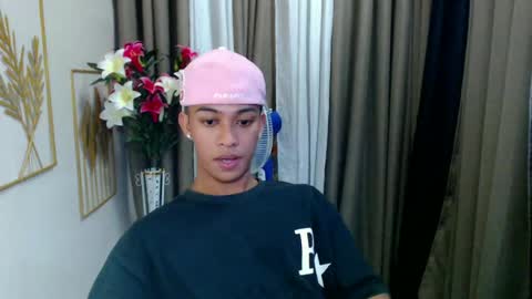 Snapshot of hunk_edward chatting on June 26, 7:57 am hunk_edward online show from June 26, 7:57 am