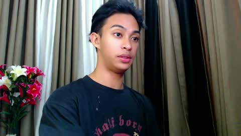 Snapshot of hunk_edward chatting on July 13, 11:13 am hunk_edward online show from July 13, 11:13 am