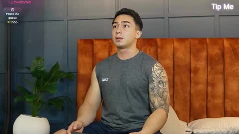 hunk_ryan online show from March 11, 11:44 am