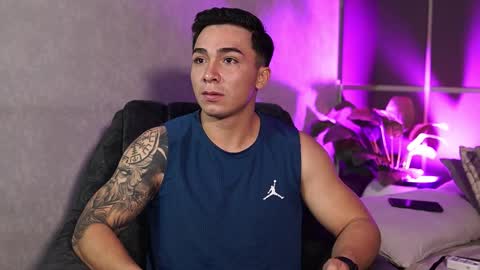 hunk_ryan online show from October 25, 12:13 pm