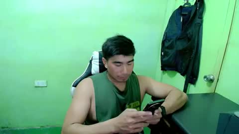 ADAM online show from May 25, 1:22 am