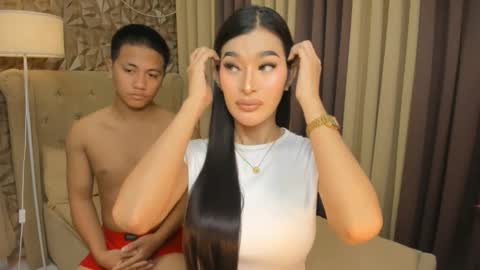 hunkhomerontop online show from December 2, 9:47 am