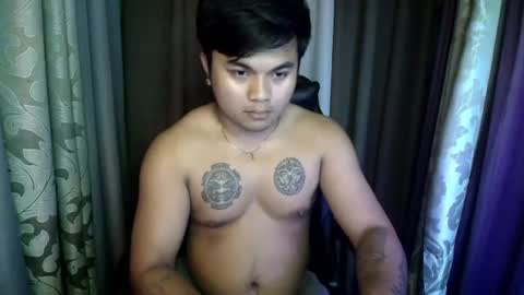 hunkyzeus online show from July 2, 3:29 pm