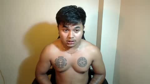 hunkyzeus online show from July 31, 4:28 pm