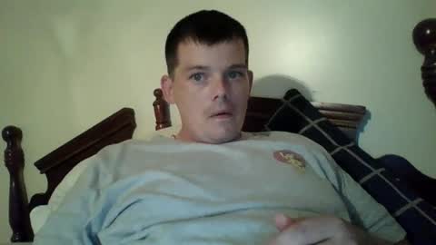 huntdog1221 online show from June 27, 2:38 am
