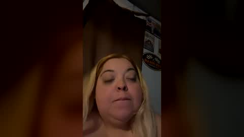 hunterbelle online show from August 6, 1:51 am