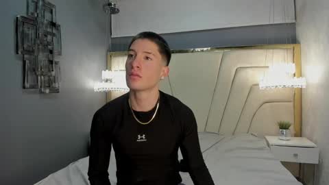 Snapshot of hunterheat_ chatting on September 18, 12:07 pm hunterheat_ online show from September 18, 12:07 pm