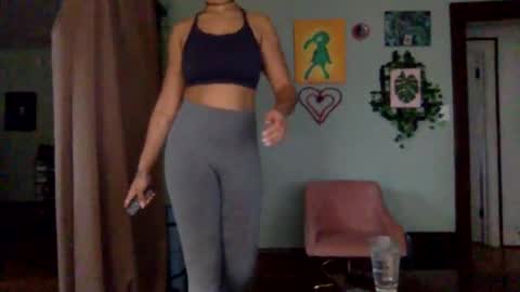 Goddess Hunyy online show from December 18, 4:06 pm