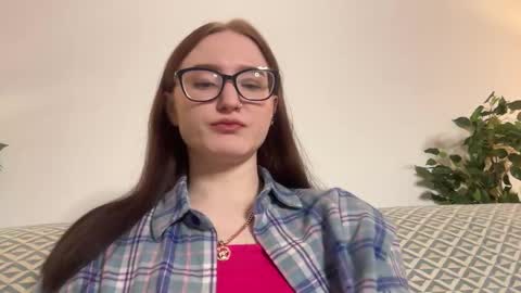 Dana online show from December 17, 1:55 am