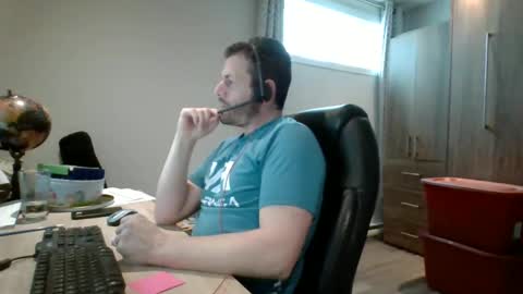 hurley7890 online show from March 11, 6:52 pm