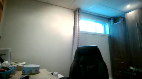 hurley7890 online show from February 10, 2:32 pm