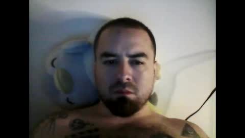 Snapshot of hurtadodirector chatting on February 11, 8:19 am hurtadodirector online show from February 11, 8:19 am