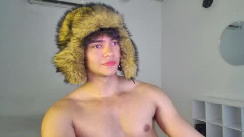 husband_xxx online show from October 10, 4:50 pm