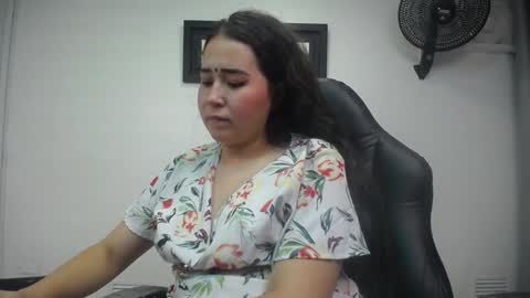 Husahima online show from December 6, 6:28 pm