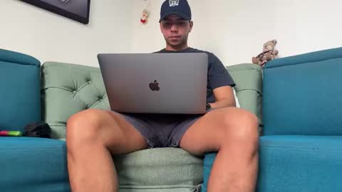 hvm20 online show from December 20, 4:36 pm