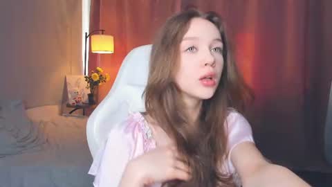 Lily online show from June 29, 7:03 am