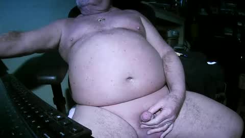 hwait121 online show from December 18, 5:59 am