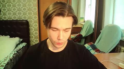 Snapshot of hyakkin chatting on March 12, 11:05 am Tom online show from March 12, 11:05 am